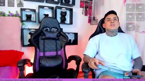 Sarah  Zack online show from 12, 11, 2025