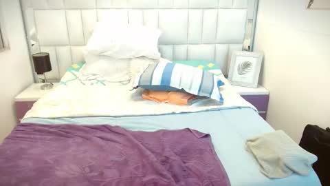 Snapshot of sarahbowiie chatting on 23, 10, 2025 SarahBowiie online show from 23, 10, 2025