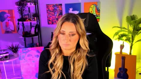 Divine Sarah NONUDE model online show from 15, 10, 2025