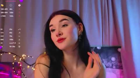 Snapshot of sarahhunny chatting on 10, 11, 2025 Sarah online show from 10, 11, 2025