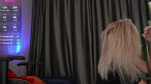 Snapshot of sarahjadore chatting on 10, 2, 2025 Sarahjadore online show from 10, 2, 2025