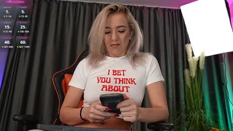 Snapshot of sarahjadore chatting on 22, 2, 2025 Sarahjadore online show from 22, 2, 2025