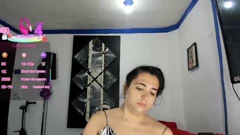 Snapshot of sarahjey chatting on 2, 4, 2026 SARAHJEY online show from 2, 4, 2026