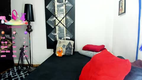 Snapshot of sarahjey chatting on 6, 4, 2026 SARAHJEY online show from 6, 4, 2026