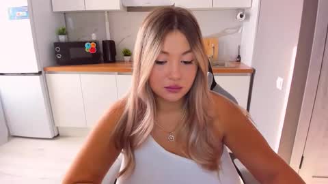 Sarah online show from 16, 9, 2025