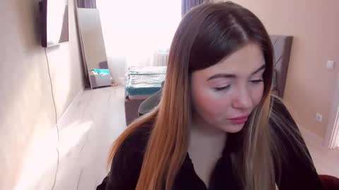 Snapshot of sarahmils chatting on 13, 3, 2026 Sarah online show from 13, 3, 2026