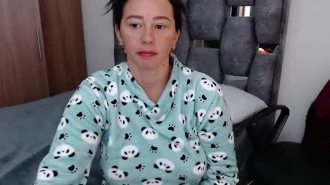 Lia online show from 2, 12, 2024
