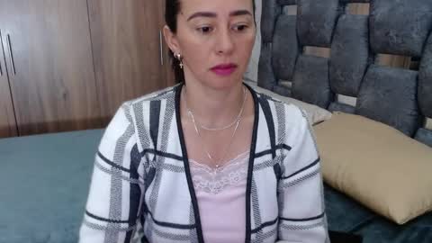Lia online show from 5, 3, 2025