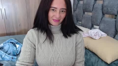 Lia online show from 5, 3, 2025