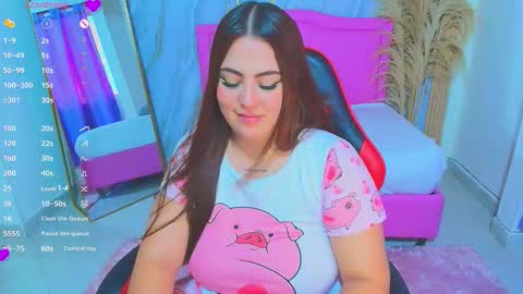 Snapshot of sarahrouse_ chatting on 4, 11, 2025 S A R A H online show from 4, 11, 2025