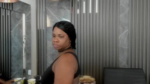 Snapshot of saraievans chatting on 15, 1, 2025 Sarai online show from 15, 1, 2025