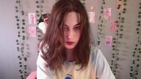 Snapshot of sarakinski chatting on 24, 12, 2024 Sara online show from 24, 12, 2024