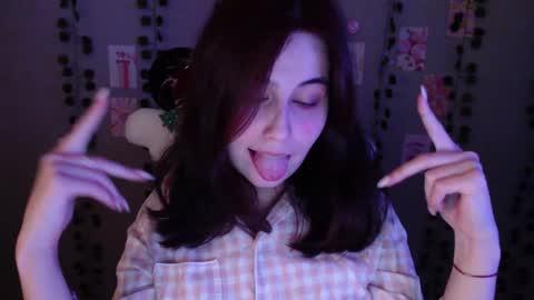 Snapshot of sarakinski chatting on 20, 1, 2025 Sara online show from 20, 1, 2025