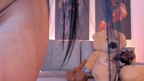 saralife69 online show from 5, 1, 2026