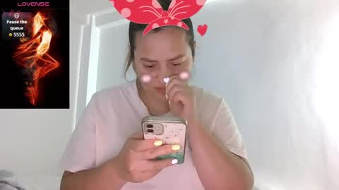 sara martinez online show from 14, 9, 2025