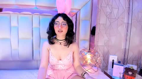 Snapshot of saramartini2 chatting on 20, 10, 2025 sara  online show from 20, 10, 2025