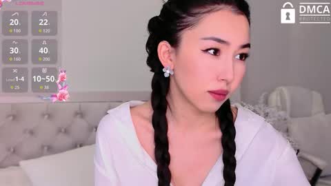 Snapshot of saranmia chatting on 30, 9, 2025 Mia online show from 30, 9, 2025