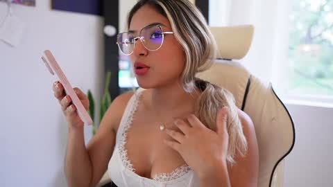 Sara online show from 25, 1, 2025