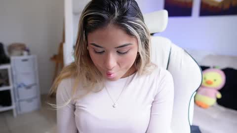 Sara online show from 4, 2, 2025