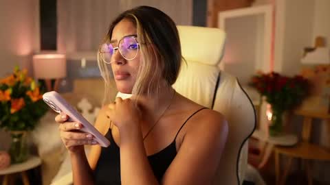 Sara online show from 12, 3, 2025