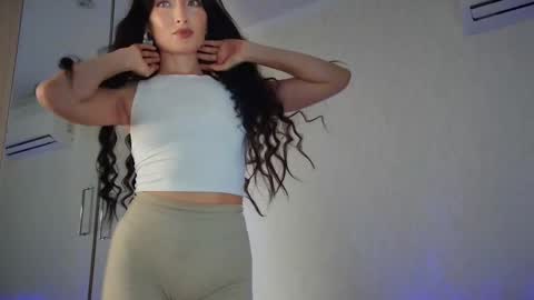 Snapshot of sararead chatting on 24, 9, 2025 sararead online show from 24, 9, 2025