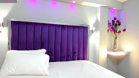 Sara   online show from 11, 9, 2025