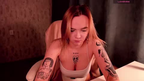 Snapshot of sararomoney chatting on 12, 2, 2025 Sara online show from 12, 2, 2025