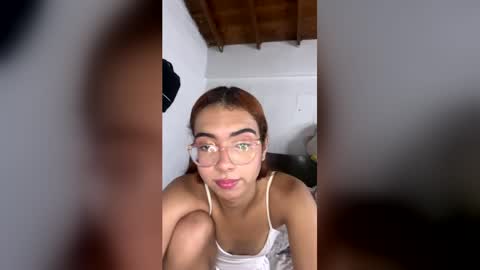 Snapshot of sarasaenz999 chatting on 30, 6, 2026 sarasaenz999 online show from 30, 6, 2026