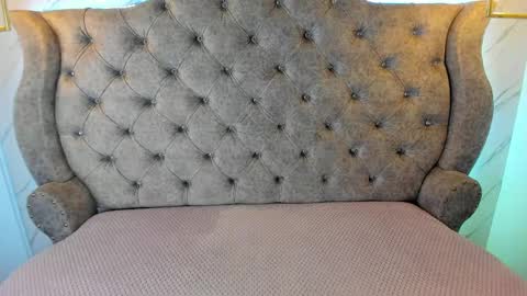   online show from 11, 1, 2025