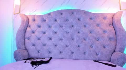   online show from 15, 1, 2025