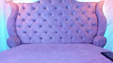   online show from 23, 1, 2025