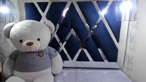   online show from 5, 3, 2025