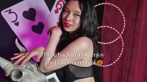   online show from 11, 10, 2025