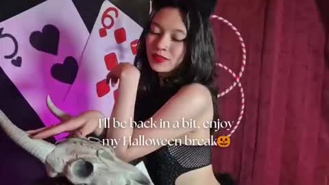   online show from 27, 10, 2025