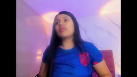 Snapshot of sarastonesx chatting on 18, 4, 2026 sarastonesx online show from 18, 4, 2026