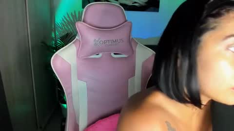 saratukkerr online show from 10, 11, 2025