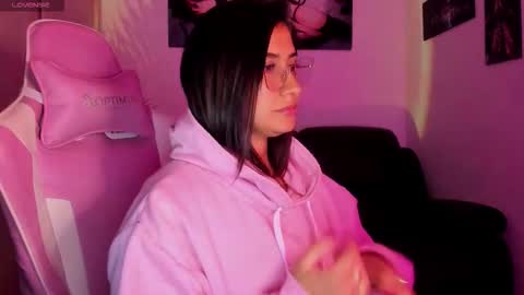 Snapshot of saratukkerr chatting on 15, 2, 2026 saratukkerr online show from 15, 2, 2026