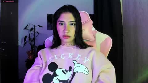 Snapshot of saratukkerr chatting on 28, 3, 2026 saratukkerr online show from 28, 3, 2026