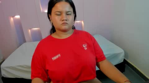 saravixen2 online show from 18, 12, 2025