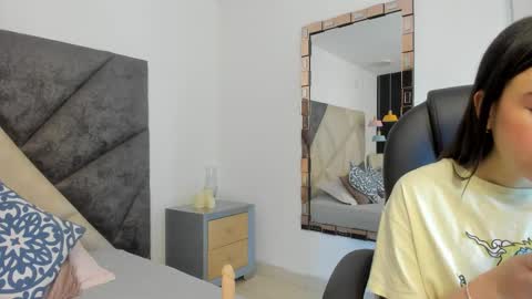      online show from 26, 9, 2025