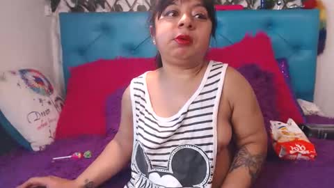 Sara Wills online show from 6, 5, 2026