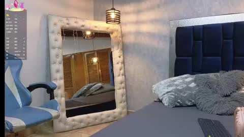 Sara W online show from 24, 2, 2025