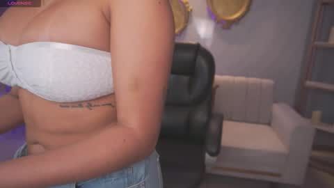 Sara Winstone online show from 13, 2, 2026