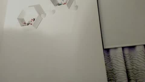 Saray  online show from 17, 2, 2026