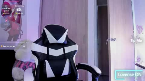 Saray Mendoza online show from 15, 4, 2026