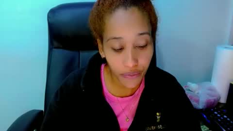 Snapshot of saraylittle chatting on 8, 1, 2026 Saray online show from 8, 1, 2026