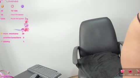 Snapshot of saraymoorex_ chatting on 2, 2, 2025 Saray online show from 2, 2, 2025