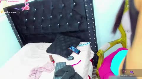 Snapshot of saraymoorex_ chatting on 12, 3, 2025 Saray online show from 12, 3, 2025