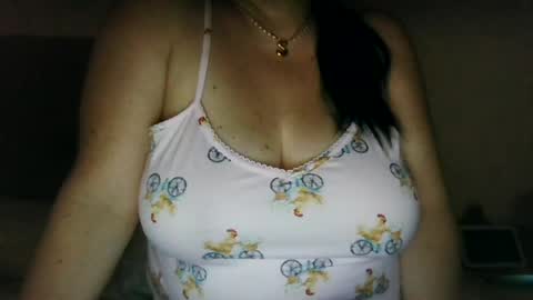 Snapshot of saretta46 chatting on 15, 7, 2026 Sara online show from 15, 7, 2026