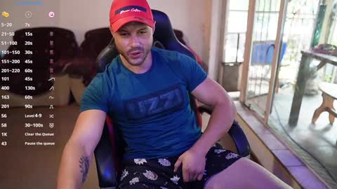 Snapshot of sargentsaltnpepa chatting on 11, 1, 2025 SargentSaltNPepa online show from 11, 1, 2025